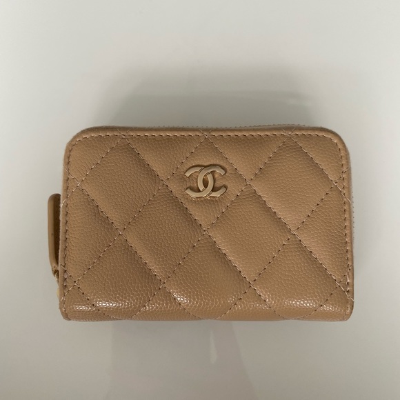 SOLD ❌ Chanel Classic Zipped Coin Purse - Picture 2 of 7